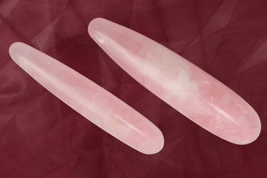Rose Quartz Yoni Wand - The Straight Rosie: Vitality & Sensual Rejuvenation - Yoni Wanderland